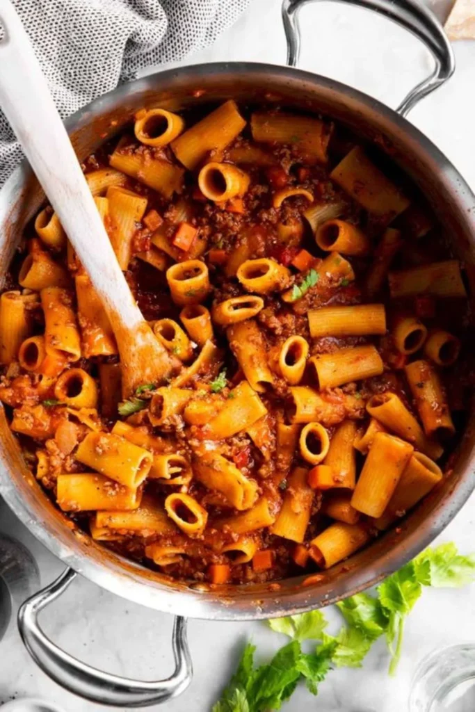 8 One-Pot Meals — The Best Dinner Recipes for Those Lazy Days-One-Pot Rigatoni Bolognese
