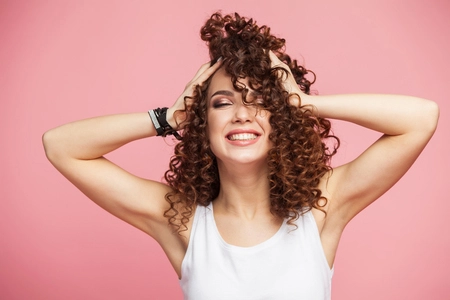 A Guide to Rocking Your Natural Curly Hair with Confidence